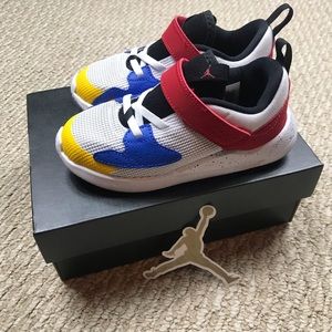NWT Jordan cadence toddler shoes